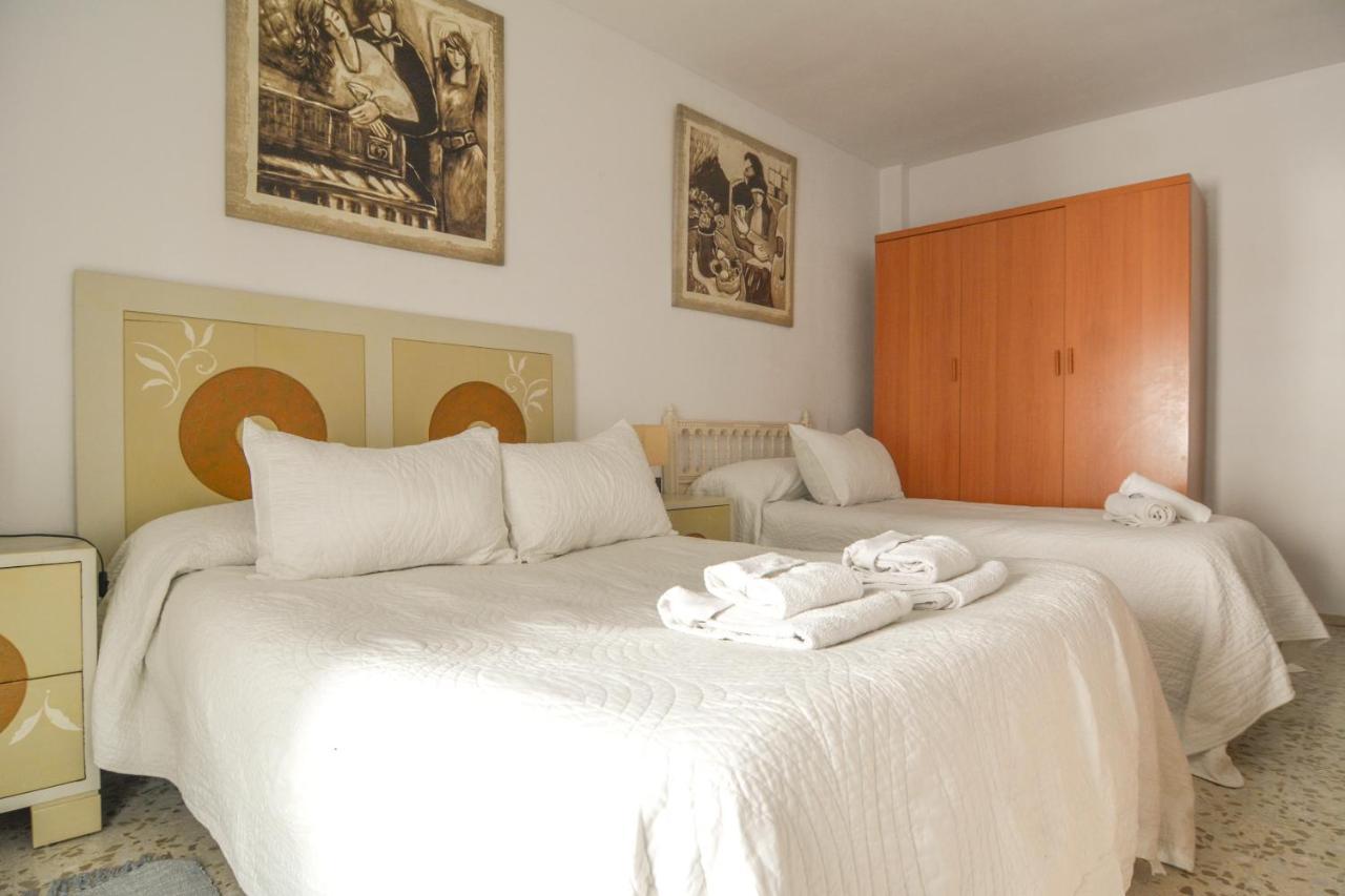 Regina Home -Parking Casco Historico Córdoba Buitenkant foto